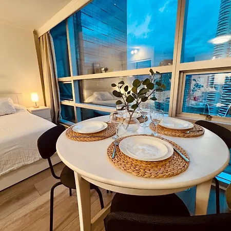 Stunning Skyline Views In A Cozy And Stylish Abode Apartment Vancouver Exterior photo