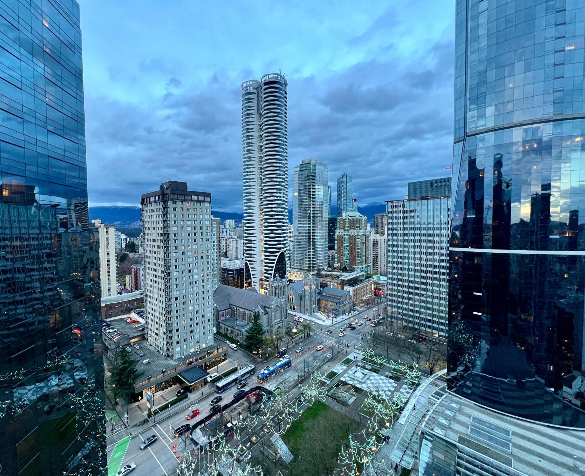 Appartement Stunning Skyline Views In A Cozy And Stylish Abode *